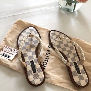 Louis Vuitton Damier Azur sandal with rope. Size 38